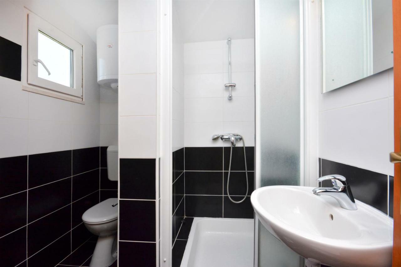 Beach Apartman Petra Podstrana Eksteriør billede