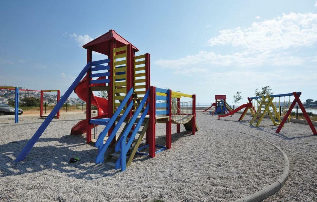 Beach Apartman Petra Podstrana Eksteriør billede