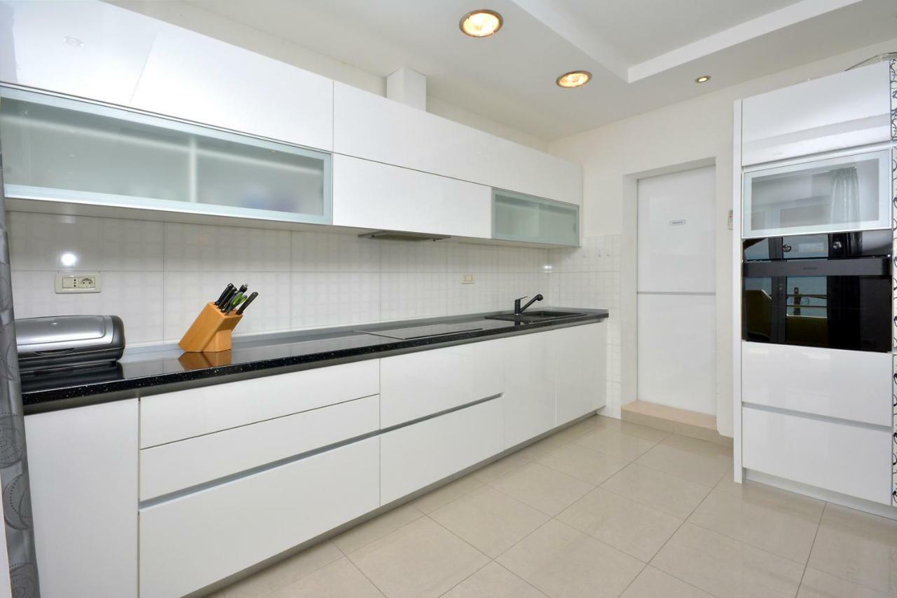 Beach Apartman Petra Podstrana Eksteriør billede