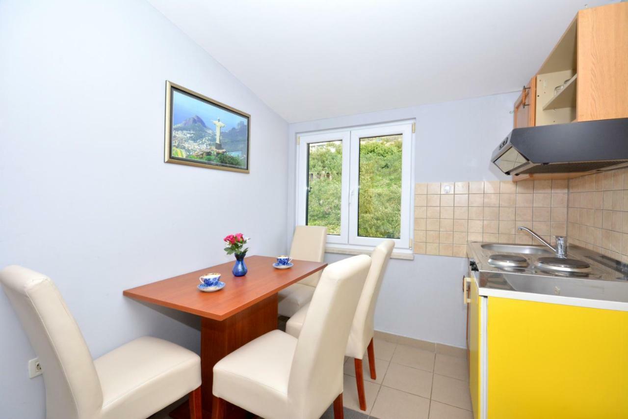Beach Apartman Petra Podstrana Eksteriør billede